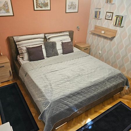 Habos Isler Apartman 16 Сольнок Экстерьер фото