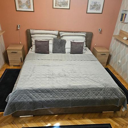 Habos Isler Apartman 16 Сольнок Экстерьер фото