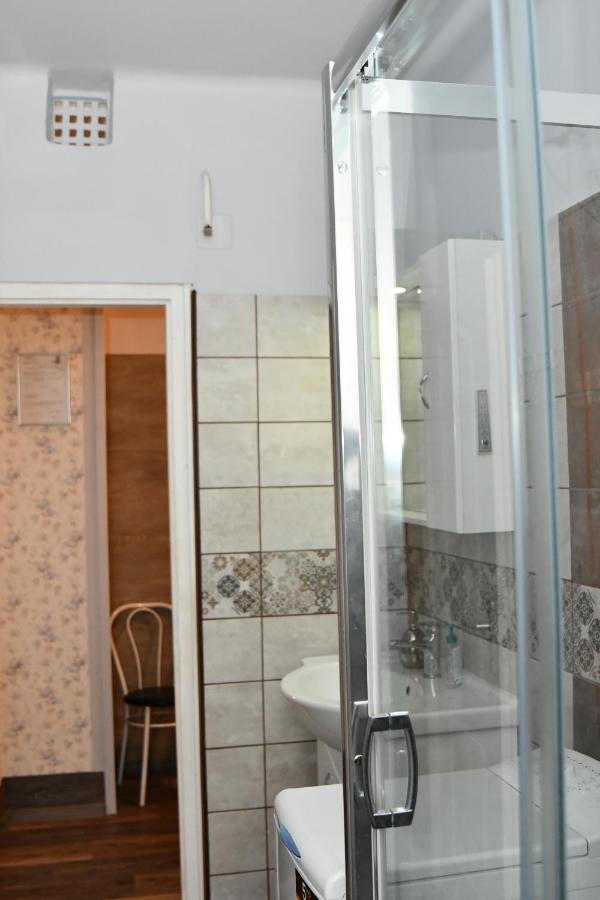 Habos Isler Apartman 16 Сольнок Экстерьер фото
