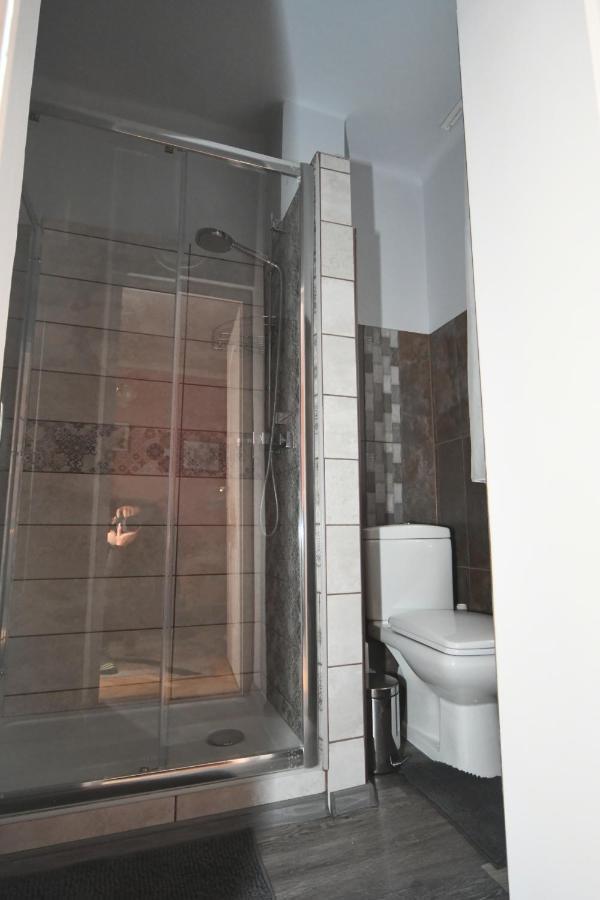 Habos Isler Apartman 16 Сольнок Экстерьер фото