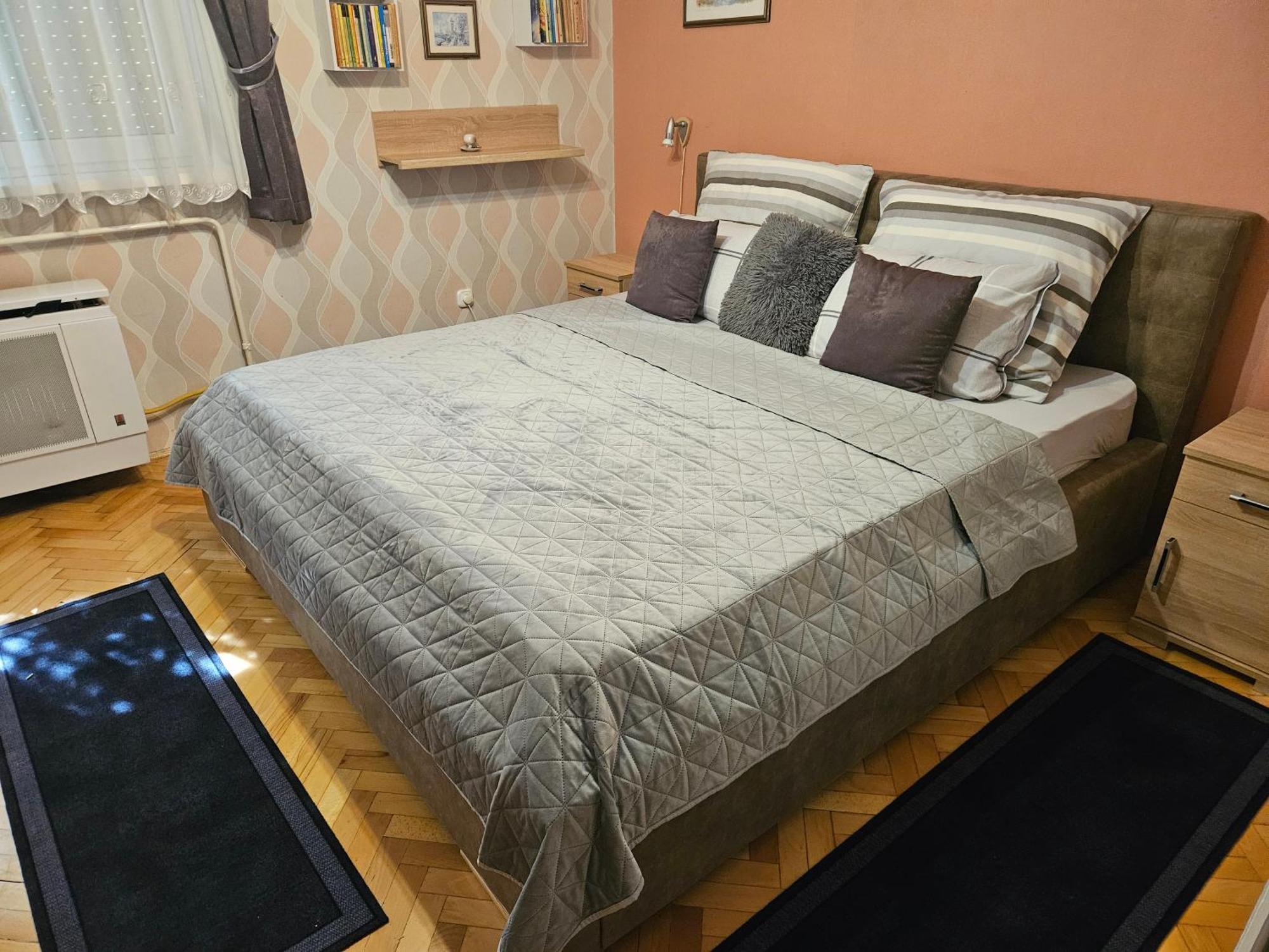 Habos Isler Apartman 16 Сольнок Экстерьер фото