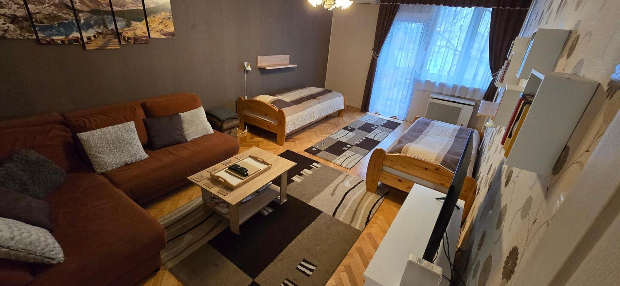 Habos Isler Apartman 16 Сольнок Экстерьер фото