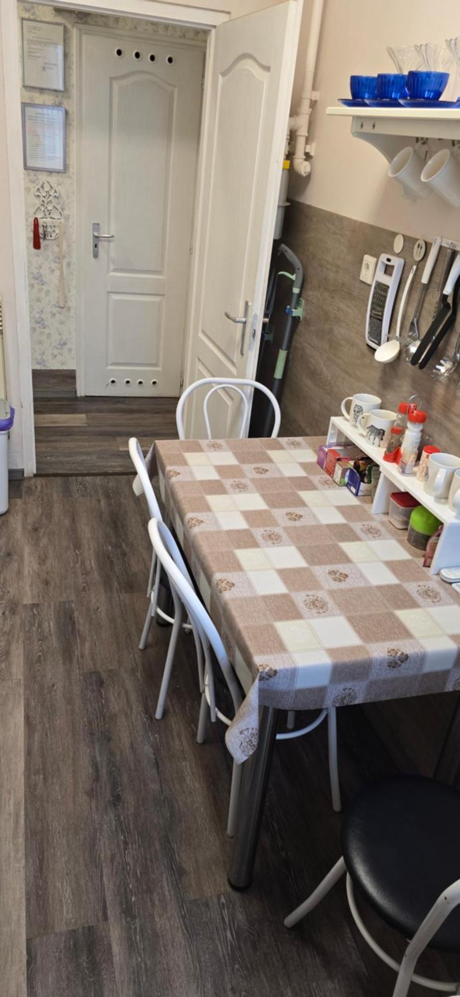 Habos Isler Apartman 16 Сольнок Экстерьер фото